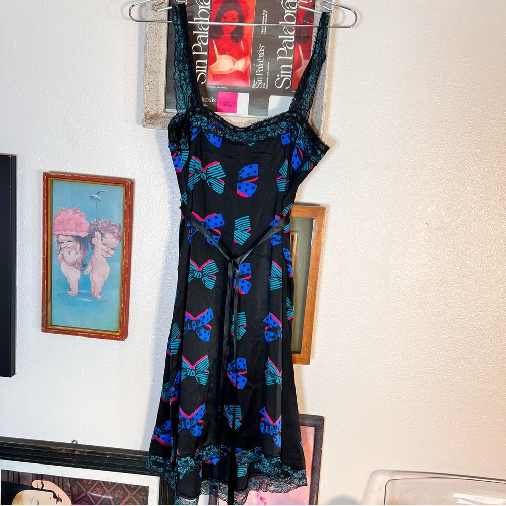 Betsey Johnson Bow Lace Trim Silk Milkmaid Dress - Picture 7 of 8